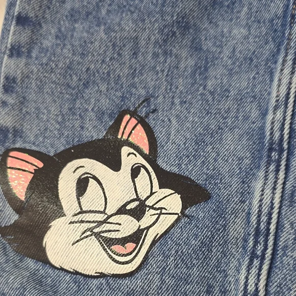 H&M Kids Blue Jeans with Minnie Mouse Design - Picture 3 of 6